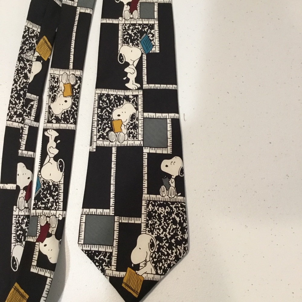 Vintage PEANUTS Teachers Pet SNOOPY Necktie school Made in USA, 100% Silk - Picture 4 of 9